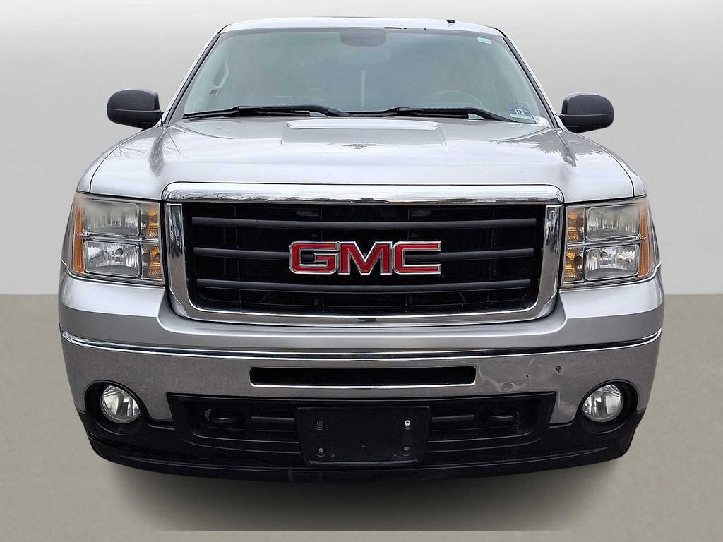 Thumbnail: 2011 GMC Sierra 1500 - 2