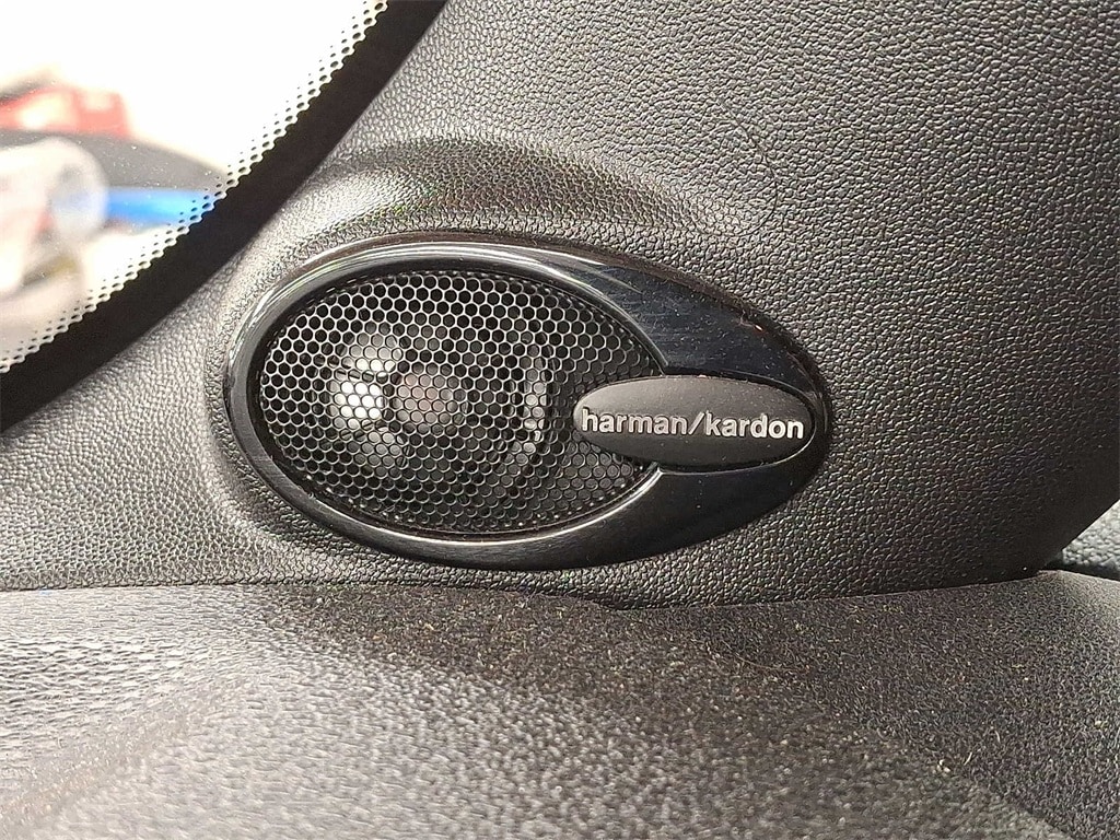 2013 MINI Cooper Base 26