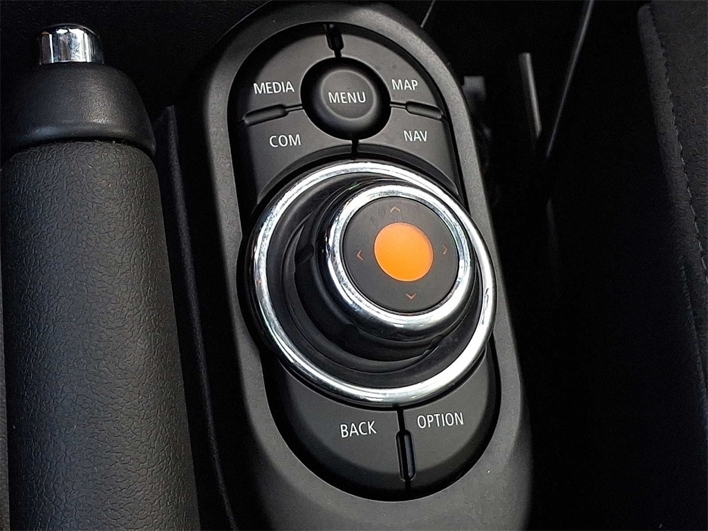 Thumbnail: 2020 MINI Cooper - 22