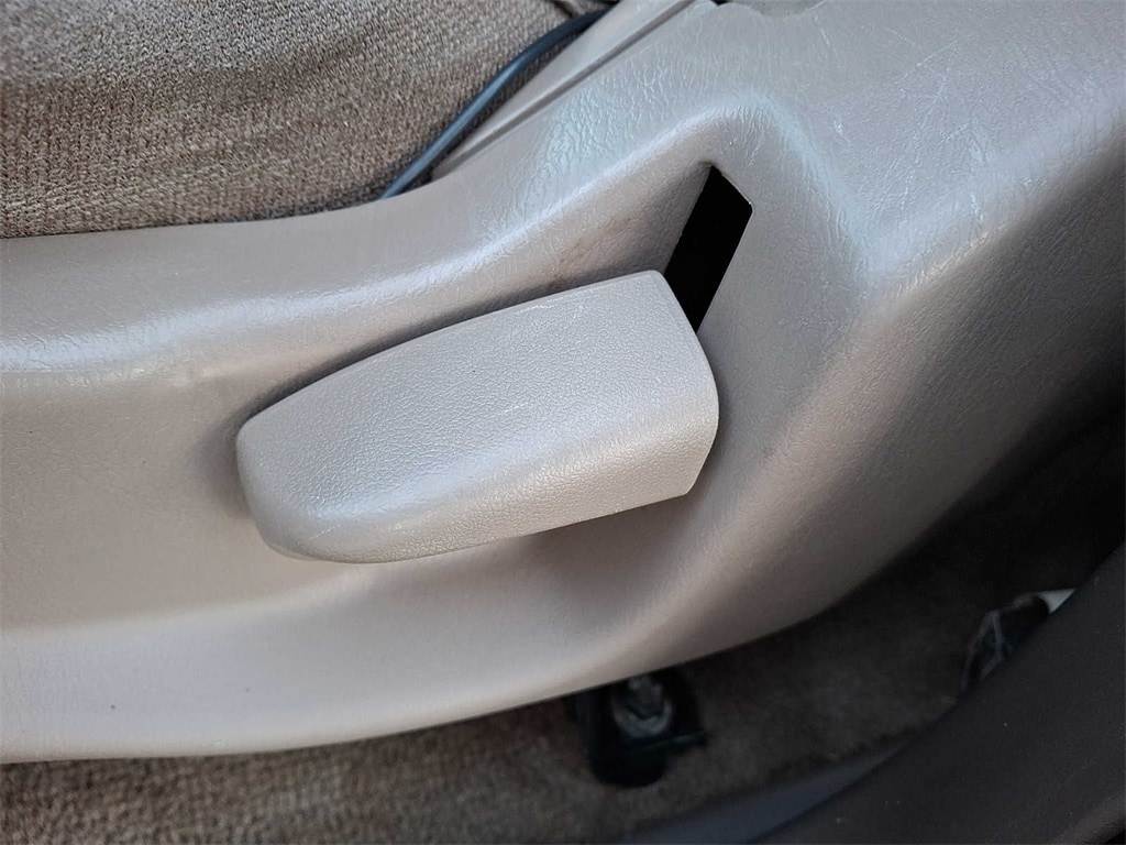 Thumbnail: 1998 Toyota 4Runner - 13