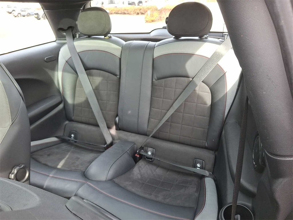 Thumbnail: 2023 MINI Cooper Hardtop - 8