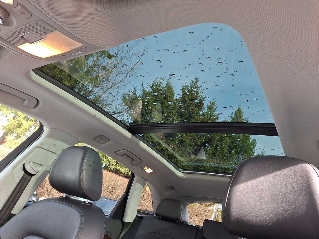 Thumbnail: 2014 Audi Q5 - 12