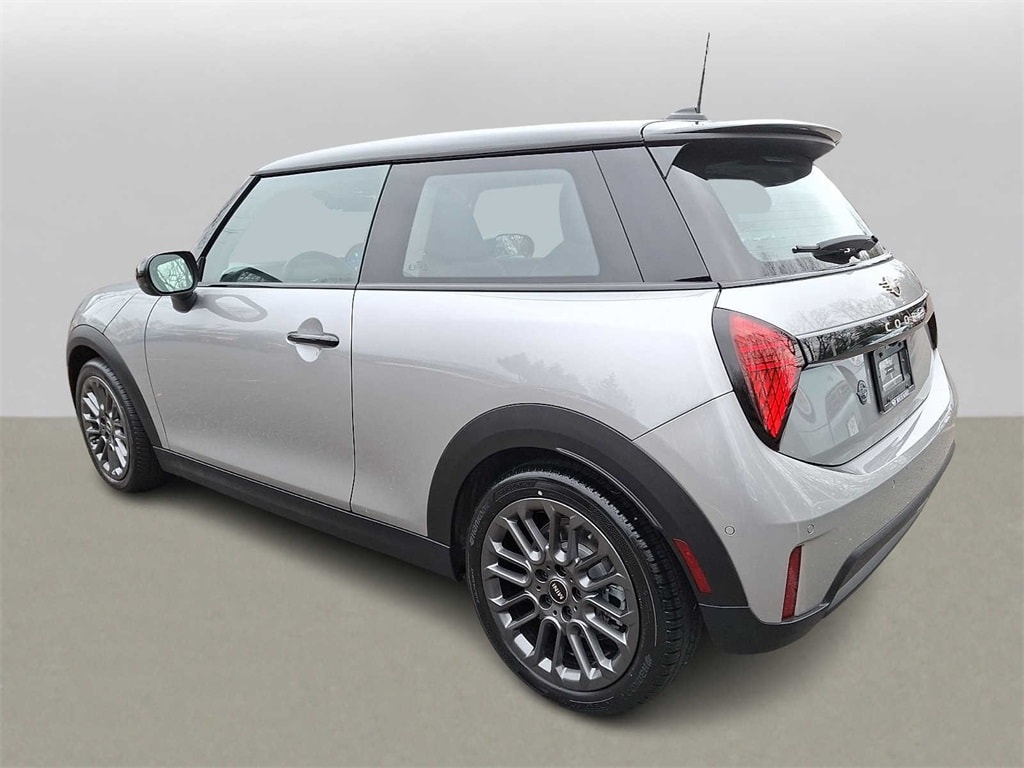 Thumbnail: 2025 MINI Cooper Hardtop - 4