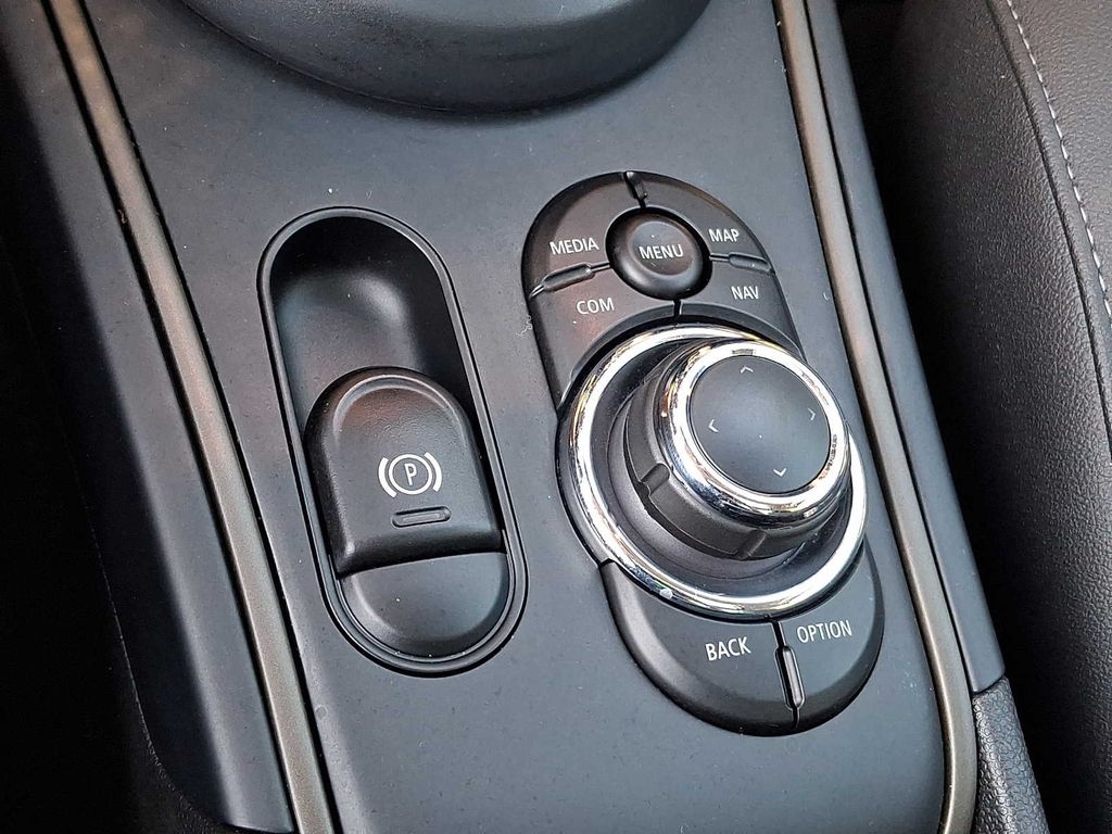 Thumbnail: 2024 MINI Cooper Countryman - 19