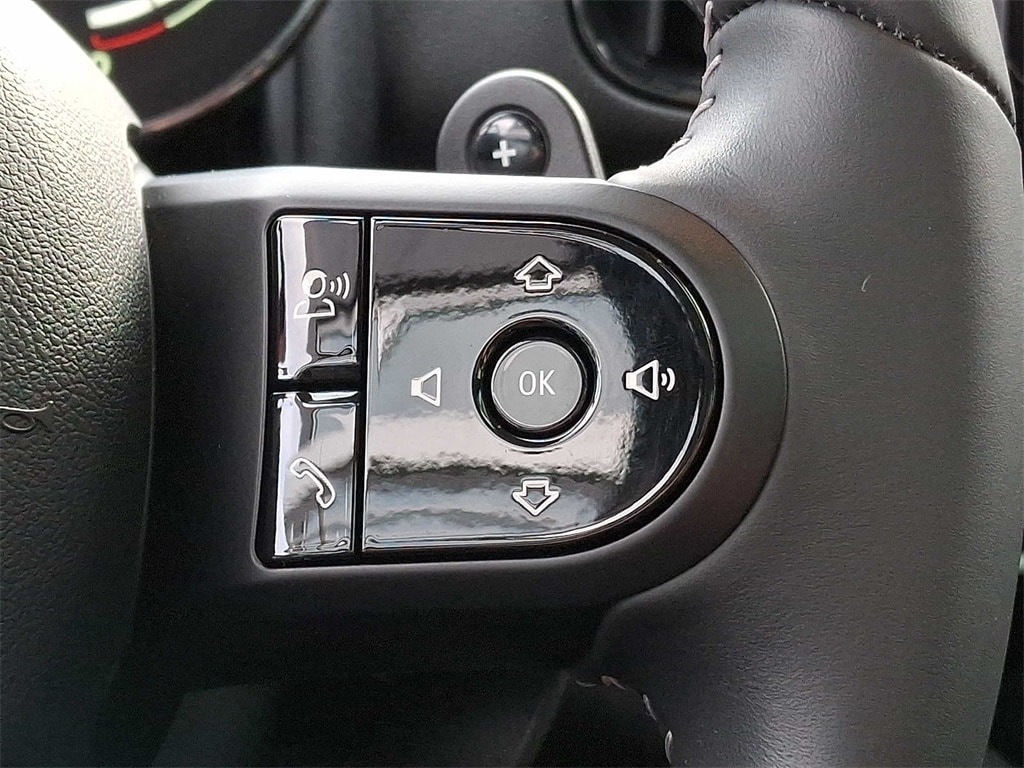 Thumbnail: 2023 MINI Cooper Countryman - 17