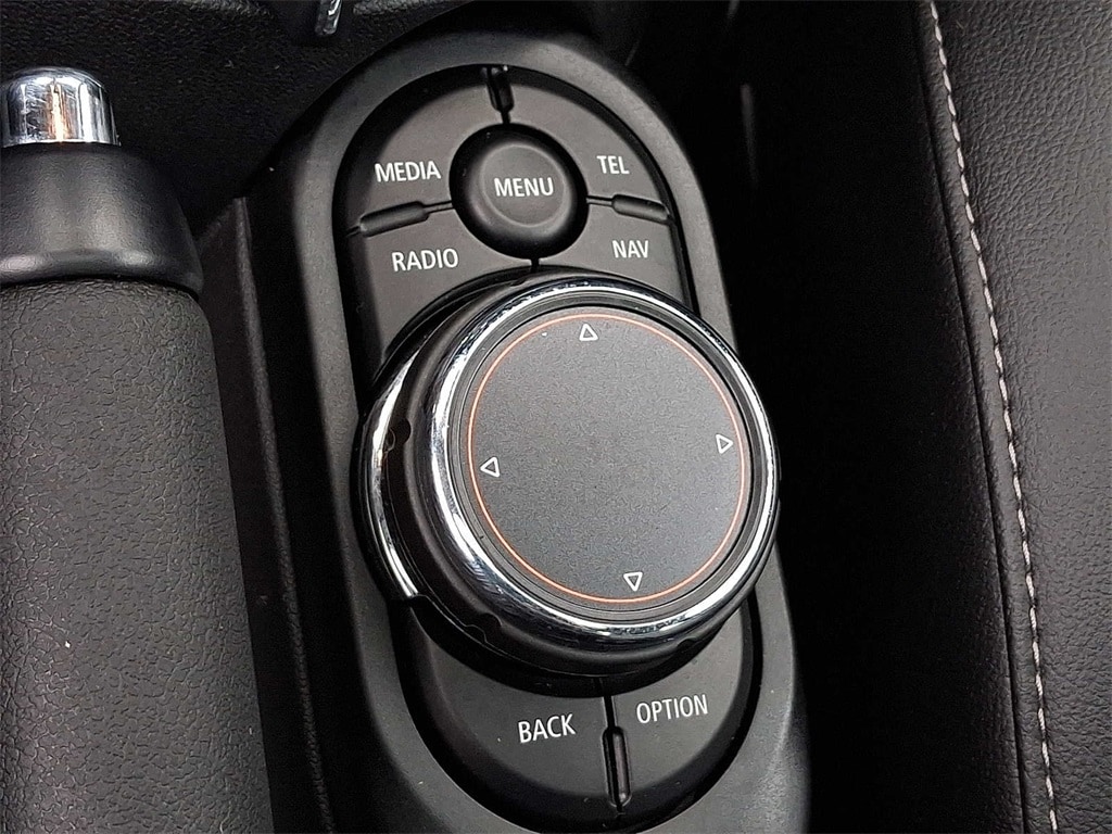 Thumbnail: 2016 MINI Cooper - 19