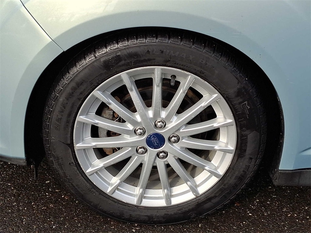 Thumbnail: 2014 Ford C-Max - 6