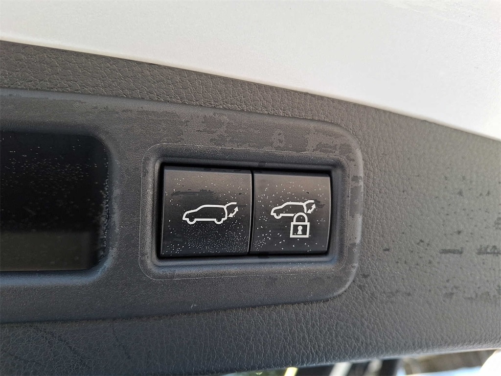 Thumbnail: 2023 Lexus RX - 27