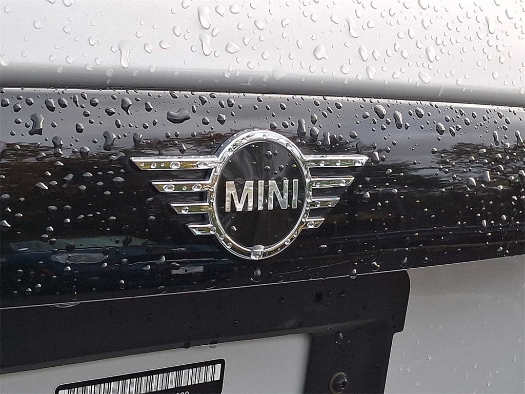 Thumbnail: 2023 MINI Cooper Hardtop - 29