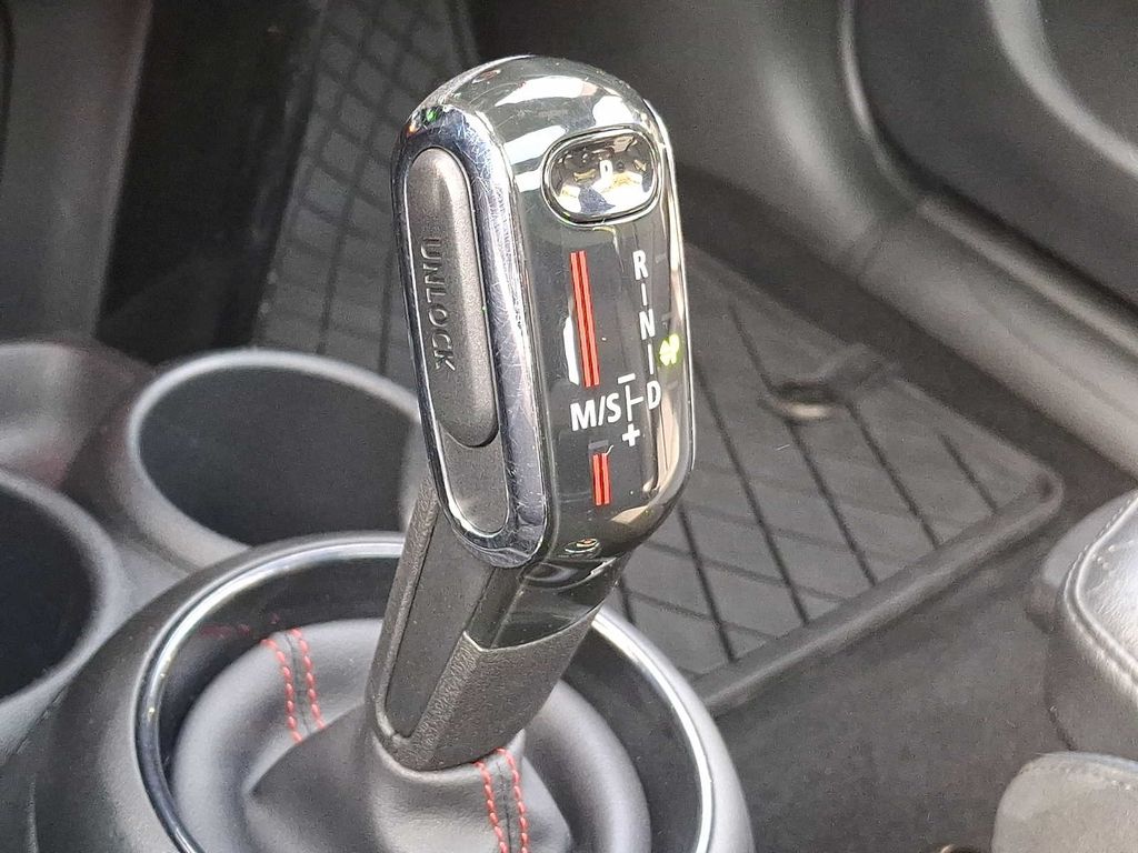 Thumbnail: 2020 MINI Cooper Hardtop - 12