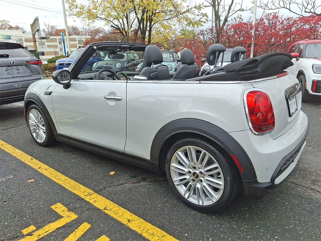 Thumbnail: 2023 MINI Cooper Convertible - 6