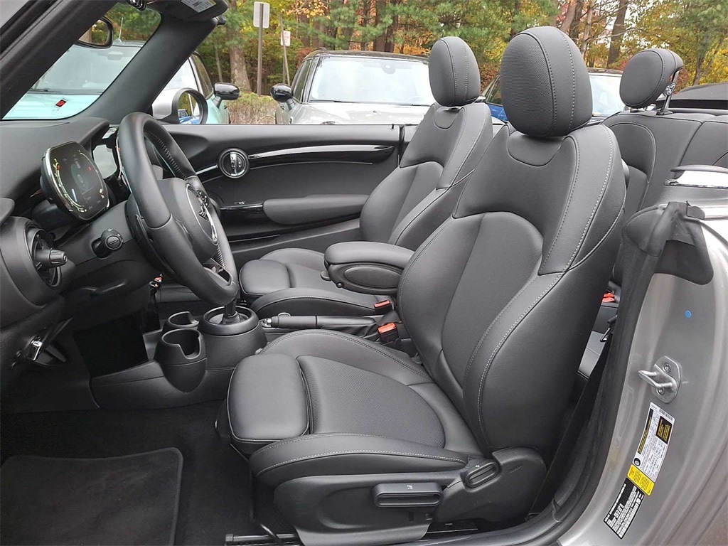 Thumbnail: 2024 MINI Cooper Convertible - 11