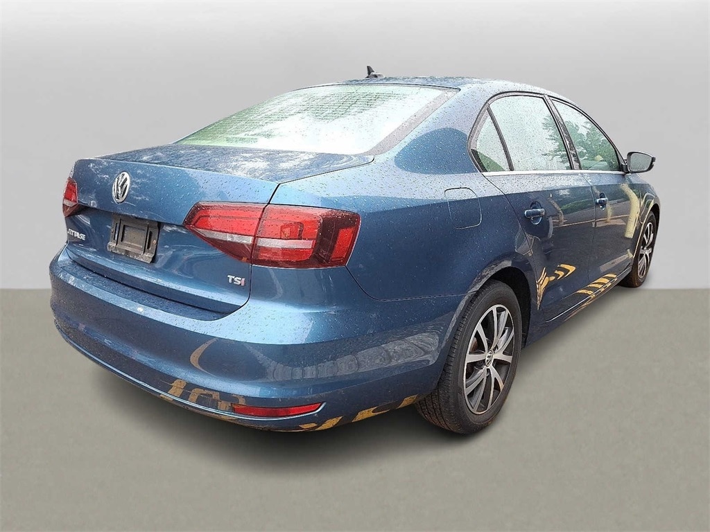 2017 Volkswagen Jetta SE 4