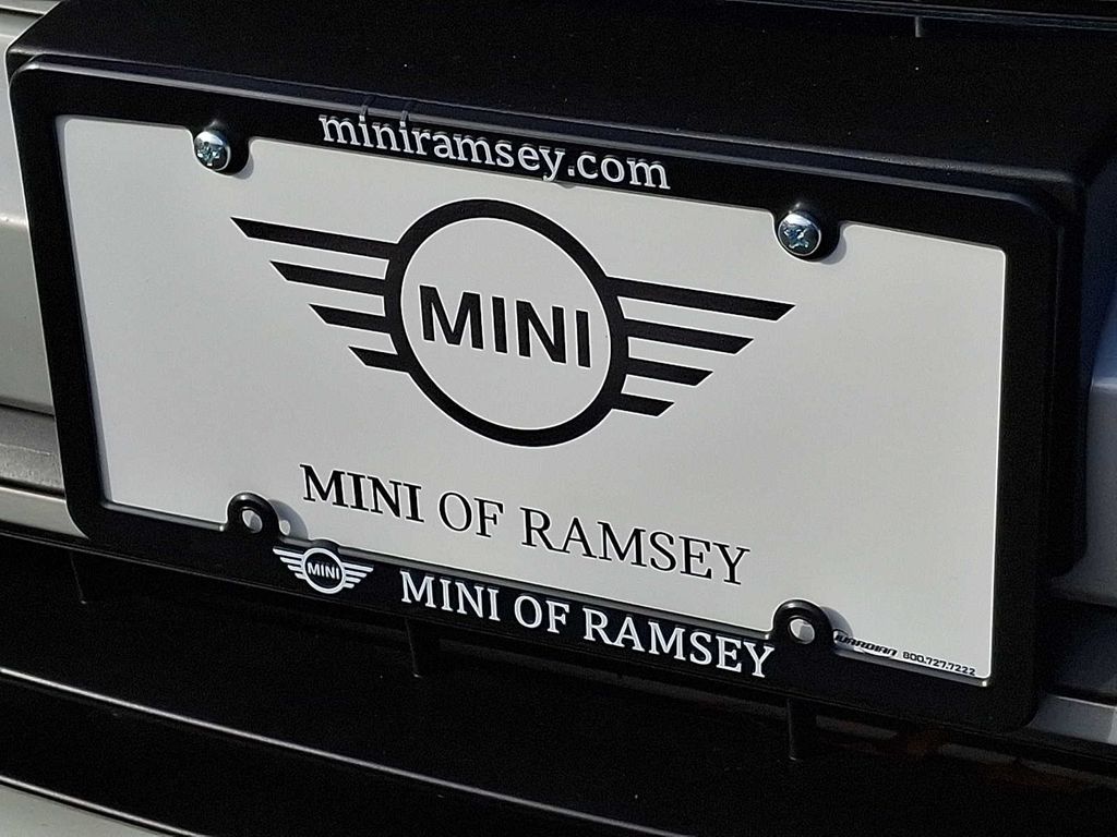 Thumbnail: 2023 MINI Cooper Hardtop - 30