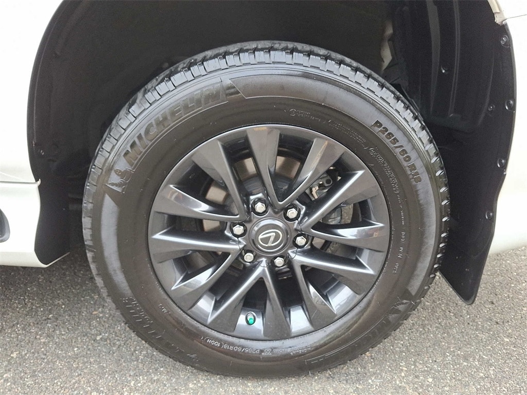 Thumbnail: 2023 Lexus GX - 7