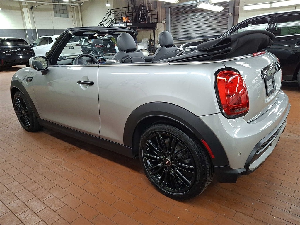 Thumbnail: 2023 MINI Cooper Convertible - 6