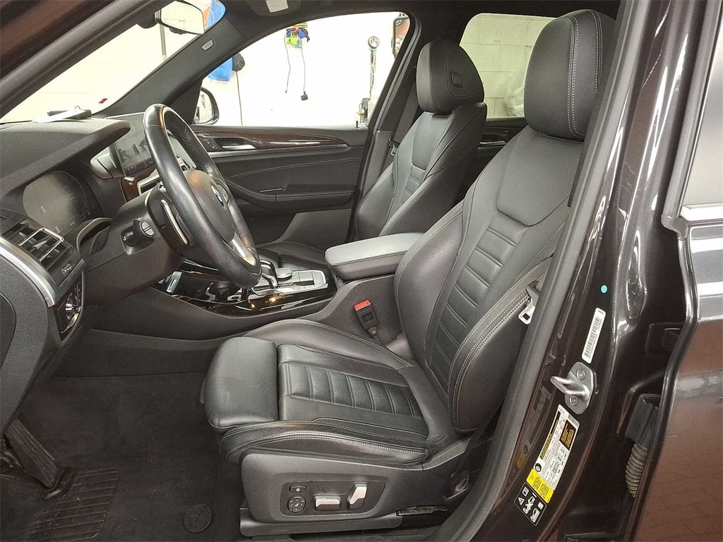 Thumbnail: 2022 BMW X3 - 9