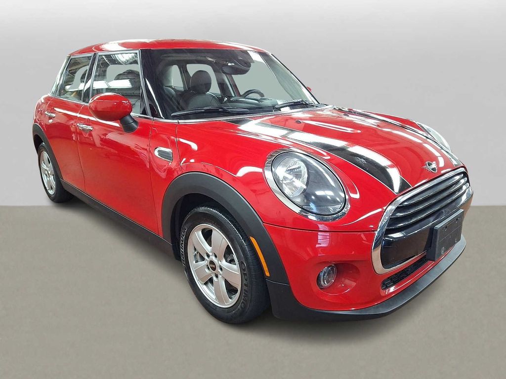 Thumbnail: 2021 MINI Cooper Hardtop - 3