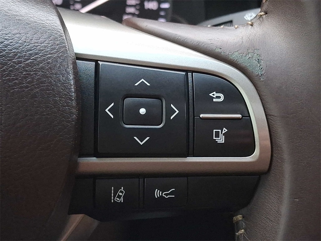 Thumbnail: 2017 Lexus ES - 19