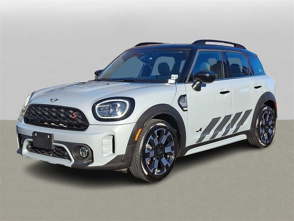 2023 MINI Countryman S's photo