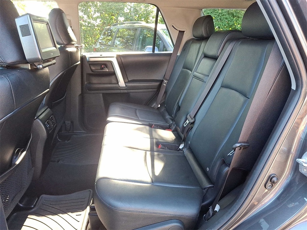 Thumbnail: 2012 Toyota 4Runner - 7