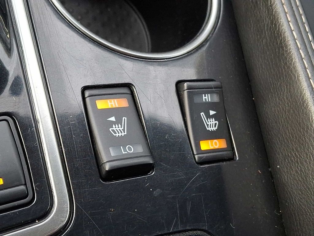 Thumbnail: 2021 Nissan Maxima - 22