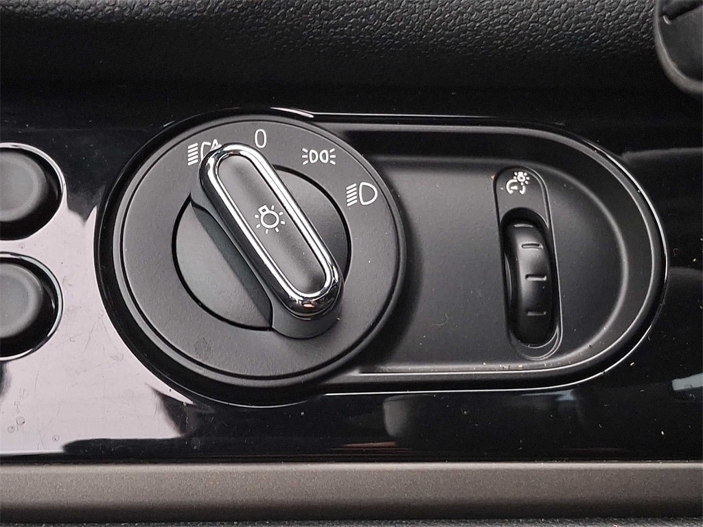 Thumbnail: 2023 MINI Cooper Countryman - 23