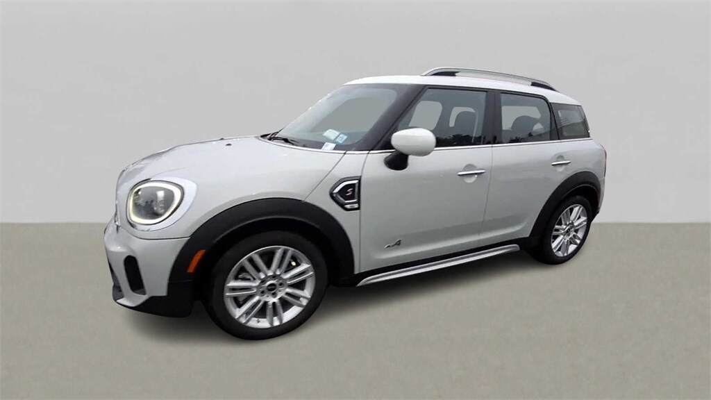 2023 MINI Cooper Countryman Signature 4