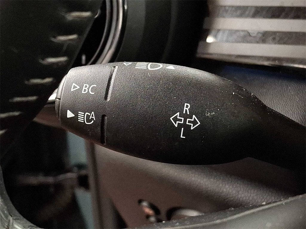 Thumbnail: 2023 MINI Cooper Hardtop - 22