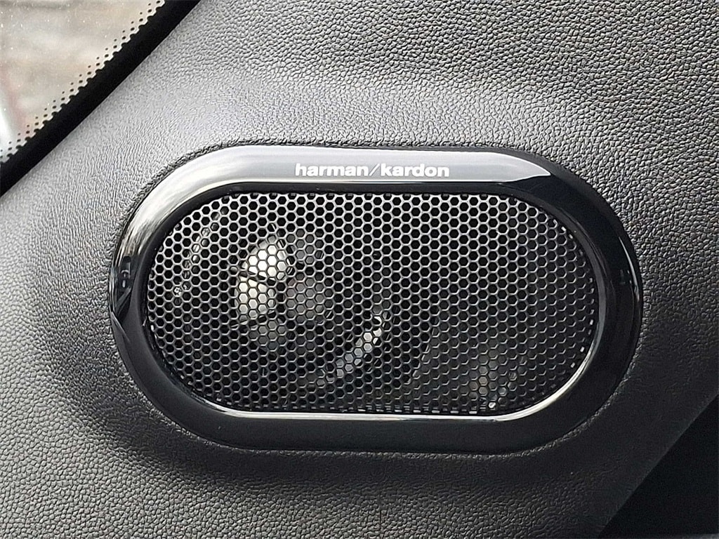 Thumbnail: 2022 MINI Cooper Convertible - 21