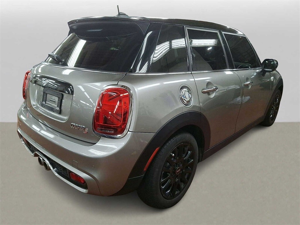 2020 Mini Cooper 4 Door Hardtop S photo 4