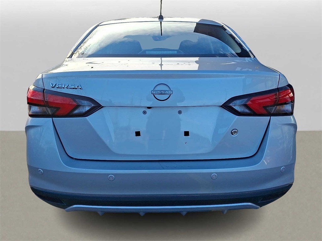 Thumbnail: 2023 Nissan Versa - 4