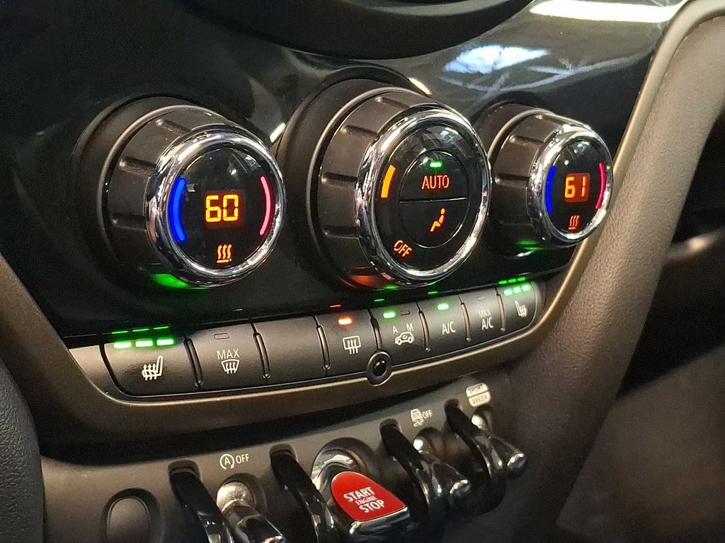 Thumbnail: 2019 MINI Cooper Countryman - 11