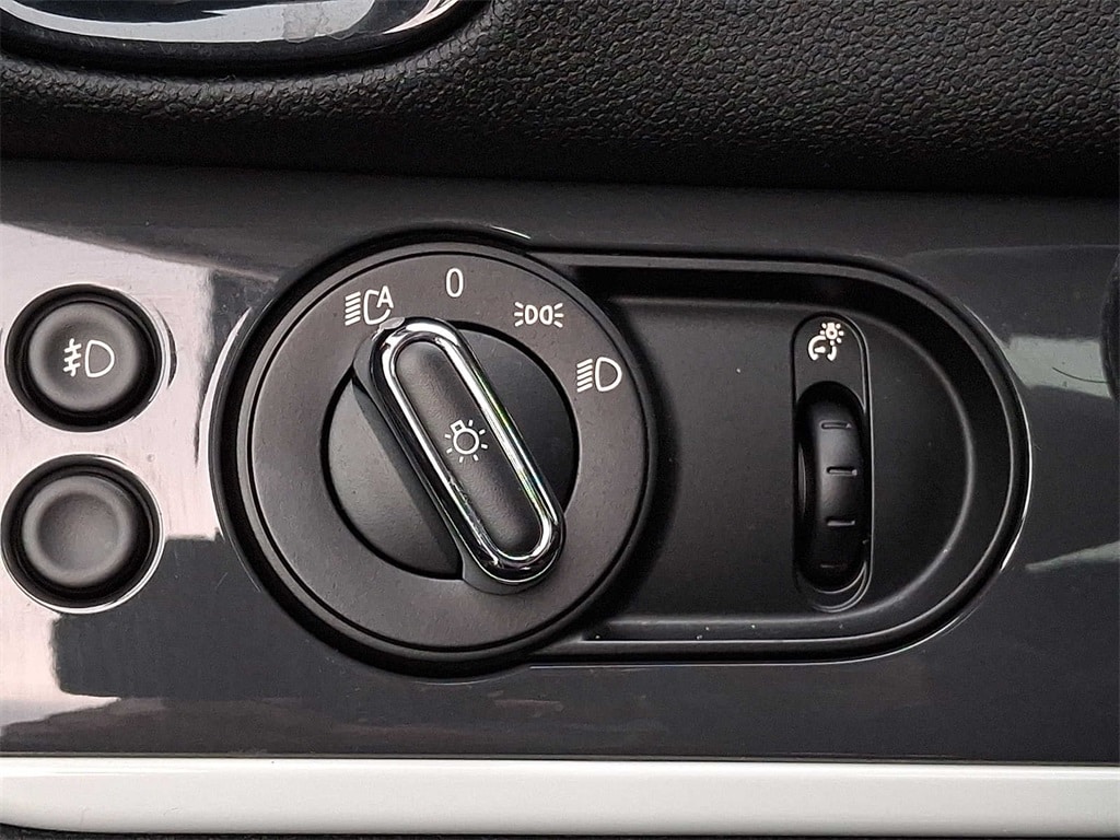 Thumbnail: 2019 MINI Cooper Countryman - 24