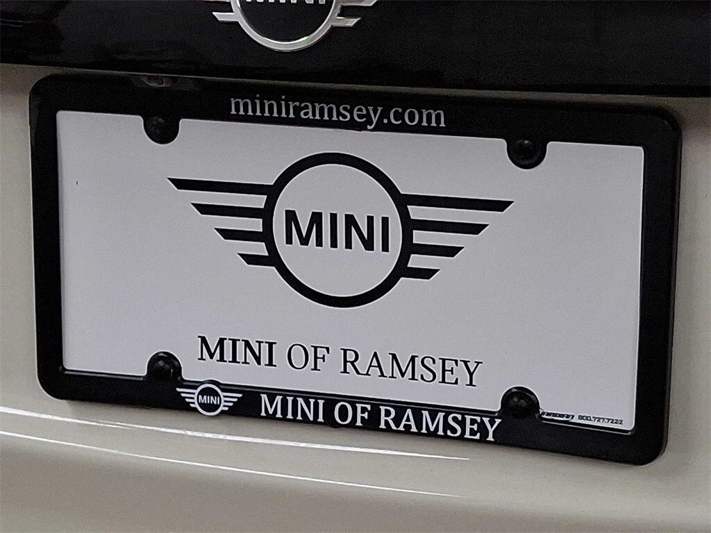 Thumbnail: 2022 MINI Cooper Convertible - 28