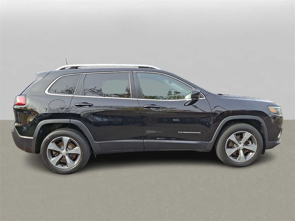 Used 2019 Jeep Cherokee Limited 4x4 SUV