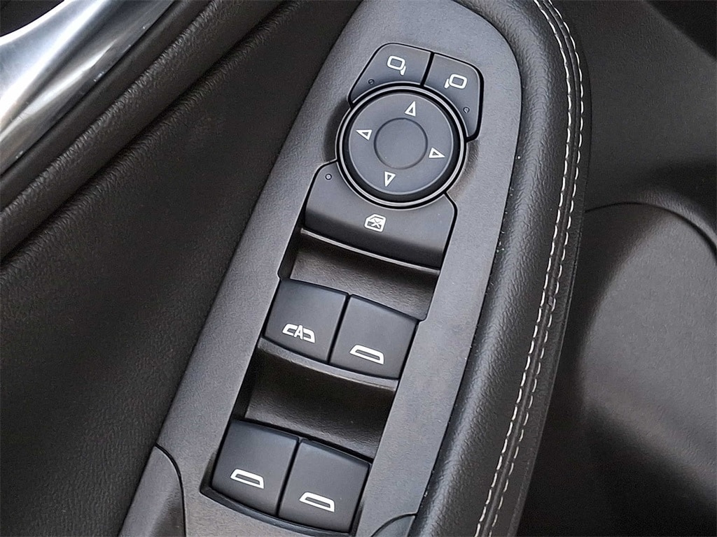 Thumbnail: 2022 Buick Encore GX - 23