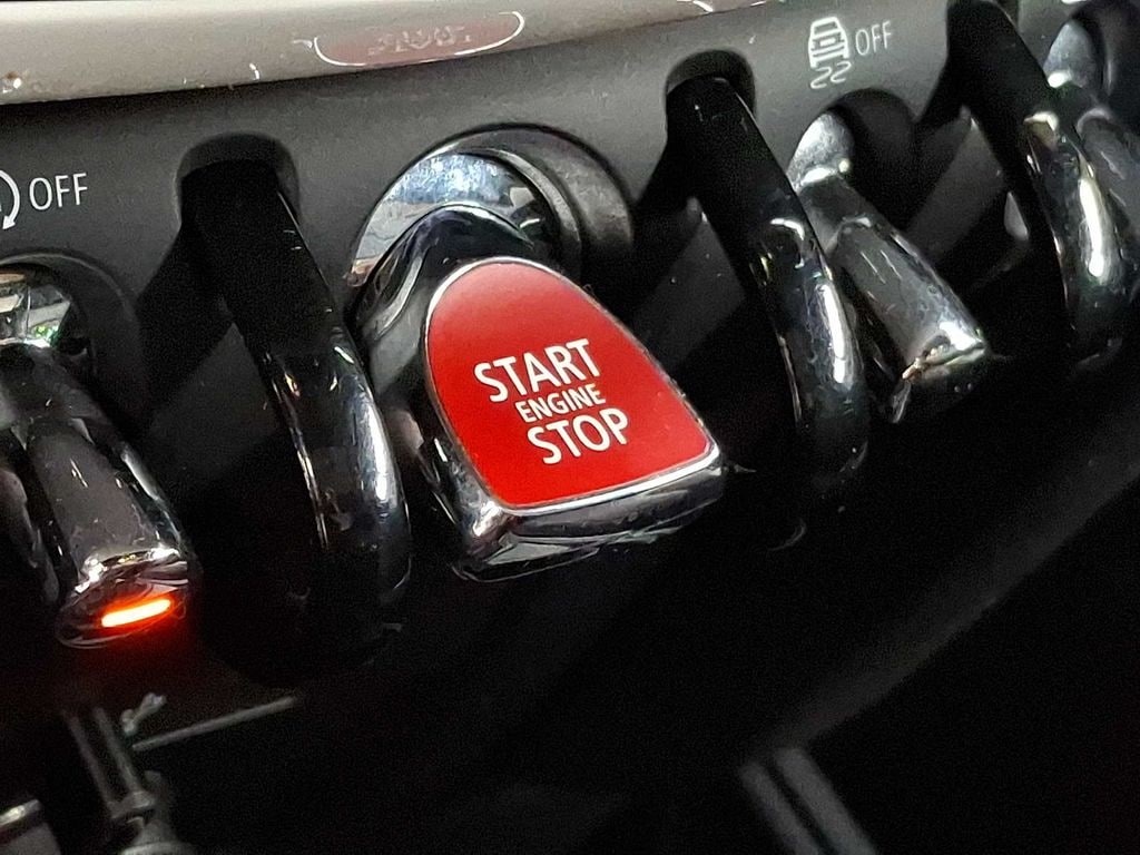 Thumbnail: 2019 MINI Cooper Countryman - 21