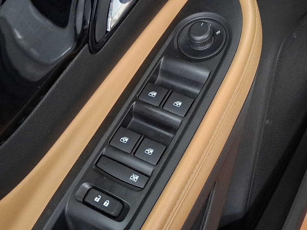 Thumbnail: 2019 Buick Encore - 23