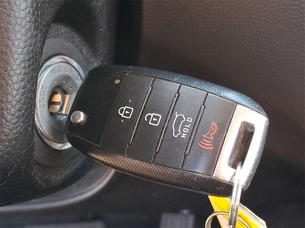 Thumbnail: 2017 Kia Soul - 22