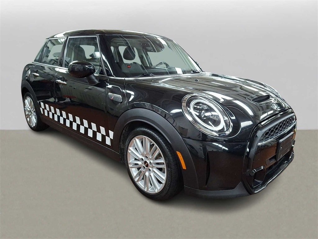 Thumbnail: 2023 MINI Cooper Hardtop - 3