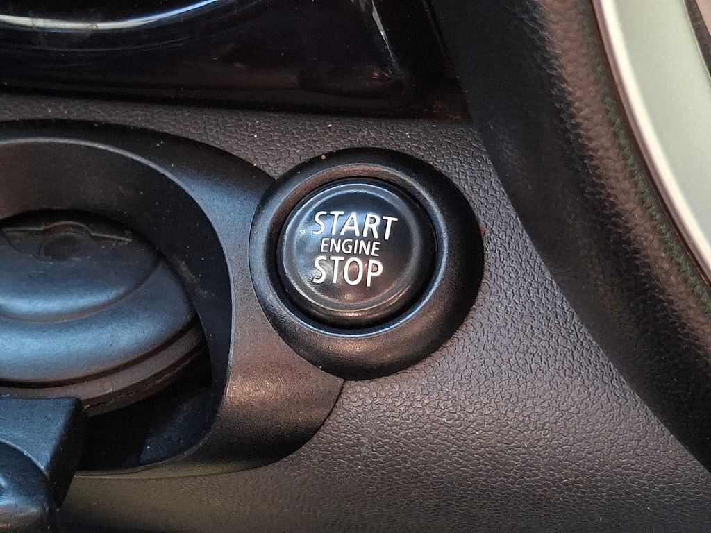 Thumbnail: 2009 MINI Cooper - 23
