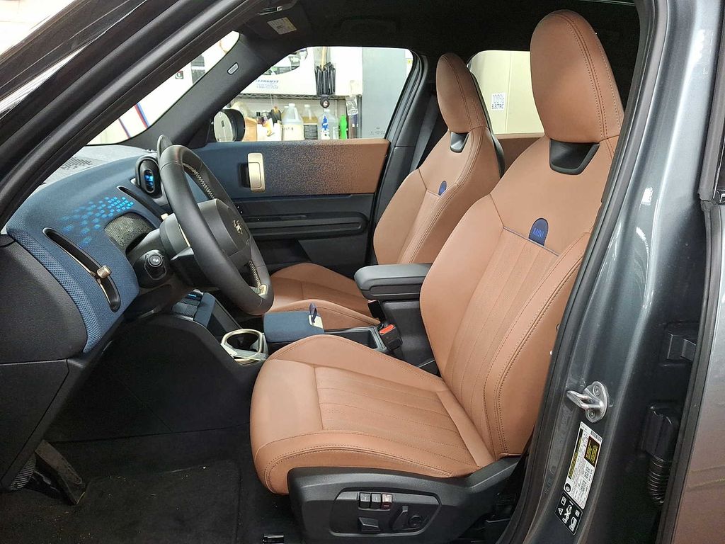 Thumbnail: 2025 MINI Cooper Countryman - 9