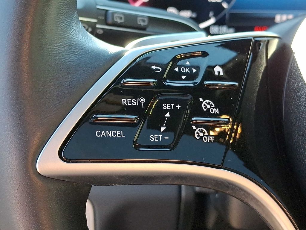 Thumbnail: 2024 Mercedes-Benz GLE - 16