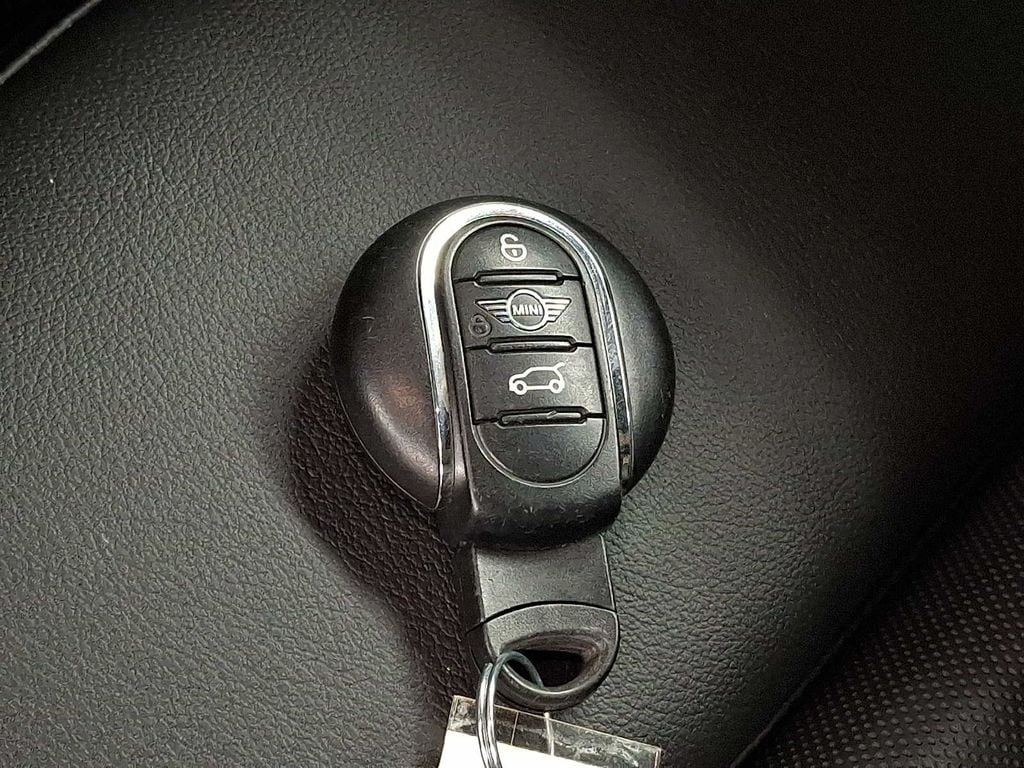 Thumbnail: 2019 MINI Cooper Countryman - 24