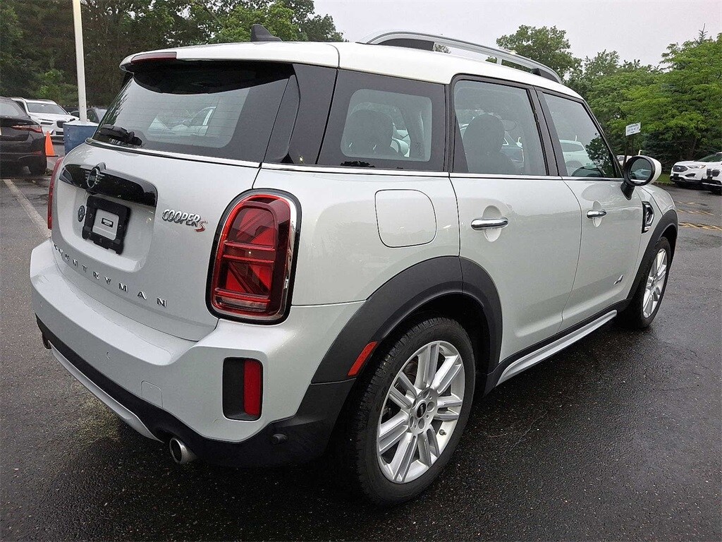2023 MINI Cooper Countryman Signature 24