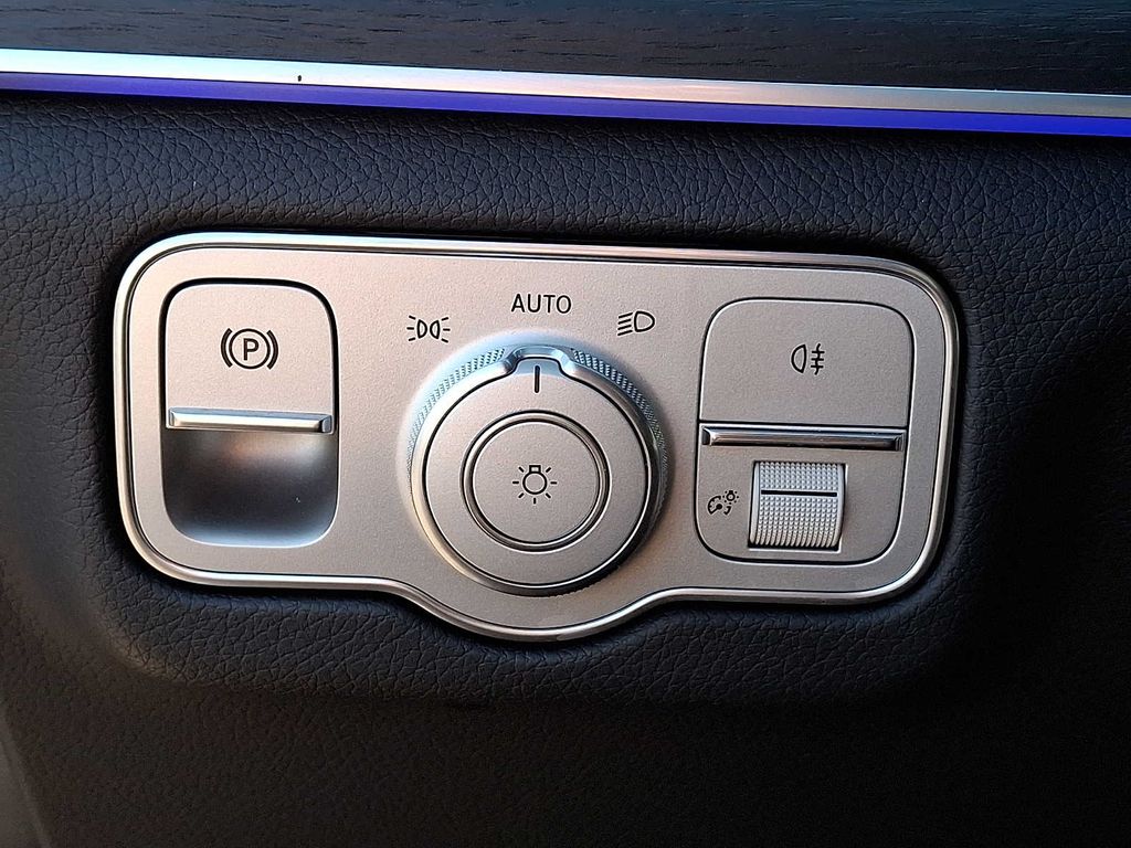 Thumbnail: 2024 Mercedes-Benz GLE - 20