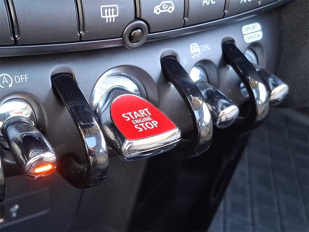 Thumbnail: 2023 MINI Cooper Hardtop - 20