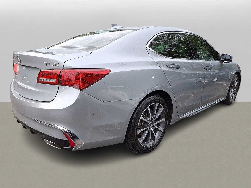 2018 Acura TLX Technology photo 4