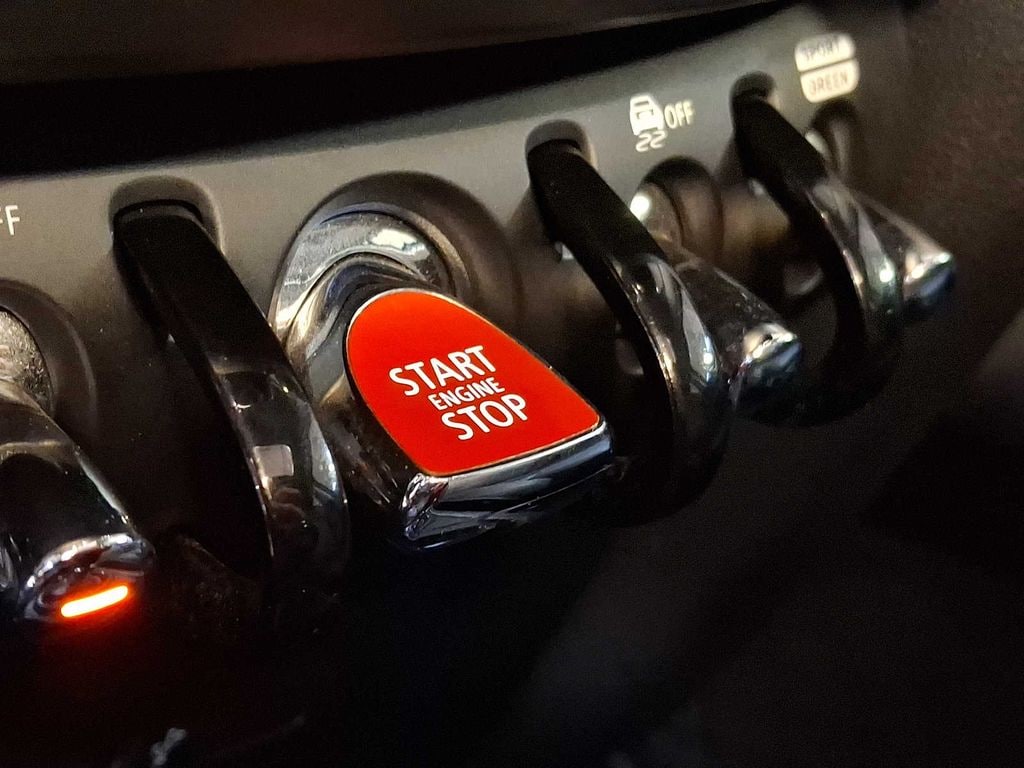 Thumbnail: 2019 MINI Cooper Countryman - 19